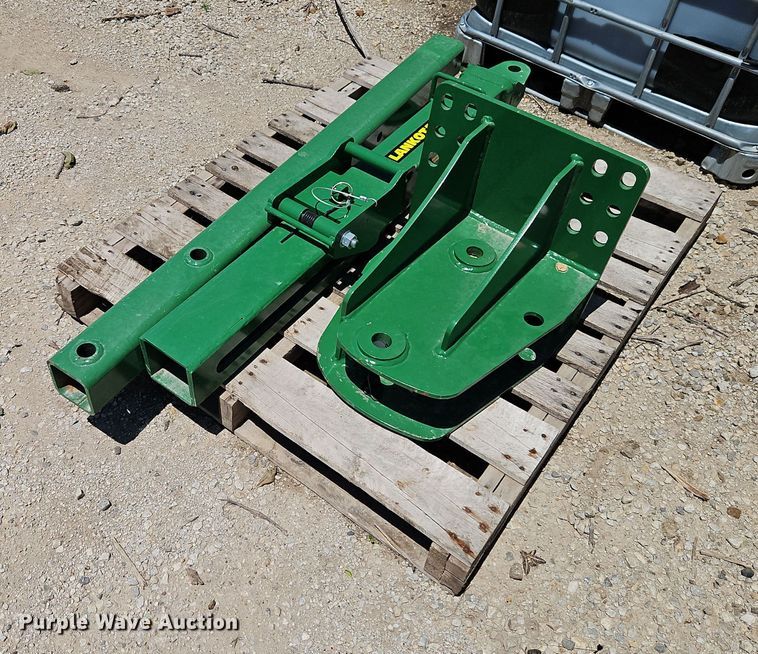 image for item DR8638 Lankota hitch and tow bar