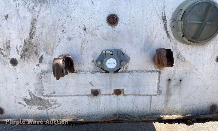 image for item DS5508 1995 ESMC walking floor trailer