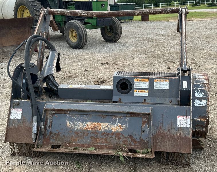 image for item DX0712 Loftness 71CCHS933F1 skid steer mulcher