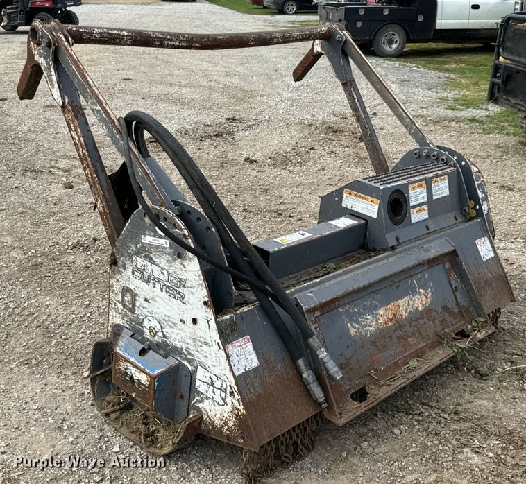 image for item DX0712 Loftness 71CCHS933F1 skid steer mulcher