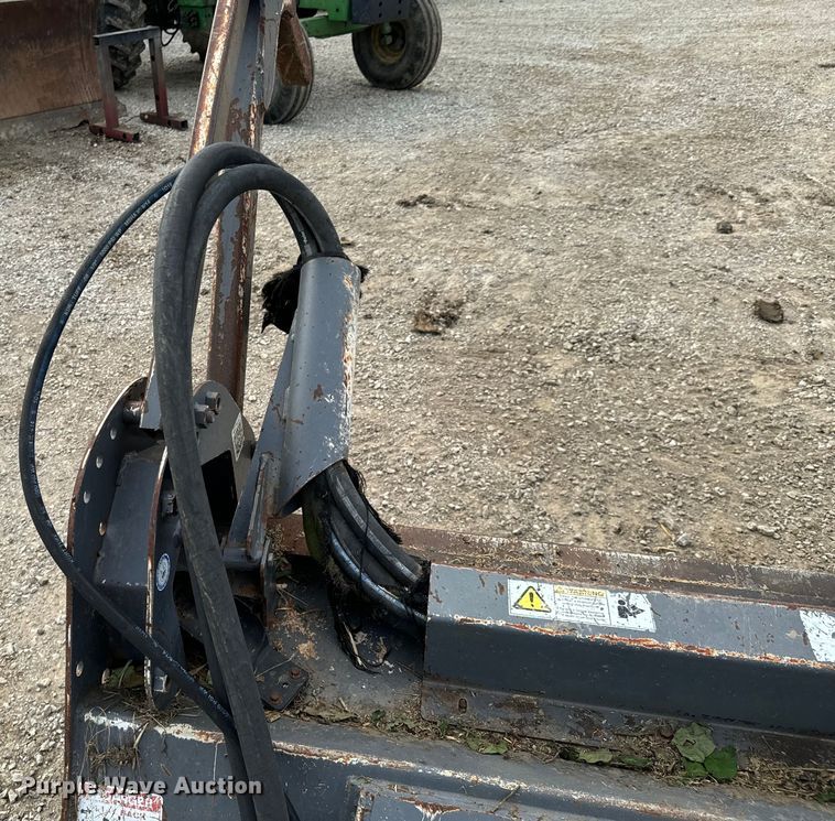 image for item DX0712 Loftness 71CCHS933F1 skid steer mulcher