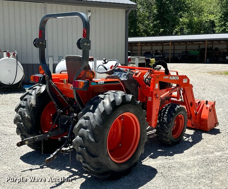 image for item DX0733 Kubota L3010D MFWD tractor