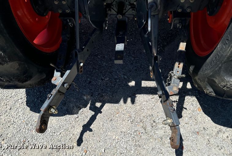 image for item DX0733 Kubota L3010D MFWD tractor