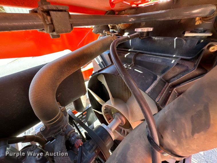 image for item DX0733 Kubota L3010D MFWD tractor