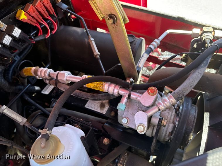 image for item DX0734 2012 Mahindra 5010 tractor