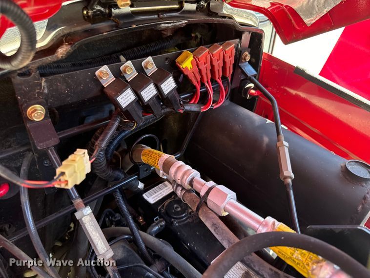 image for item DX0734 2012 Mahindra 5010 tractor