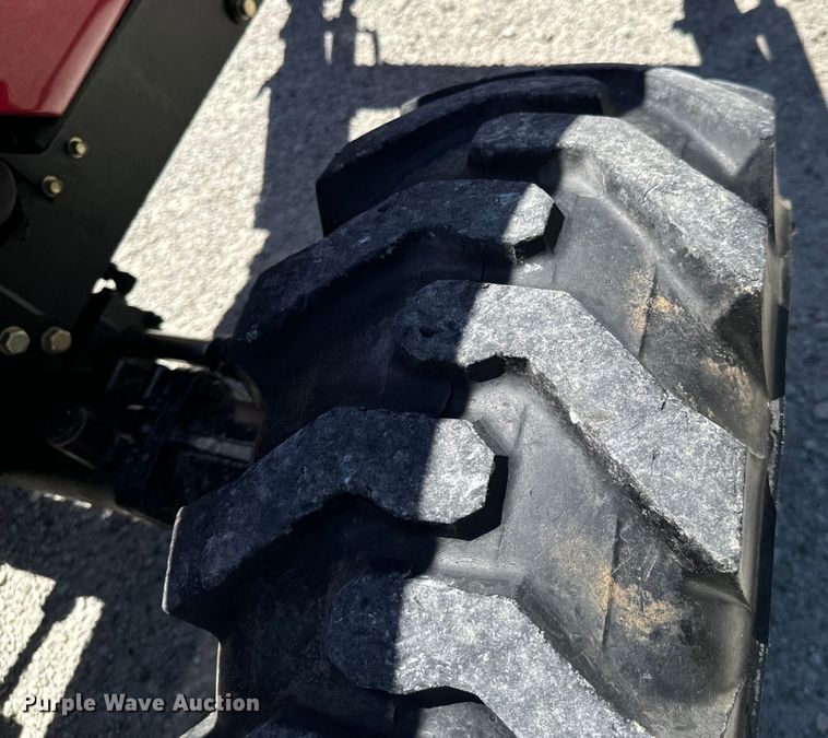 image for item DX0734 2012 Mahindra 5010 tractor