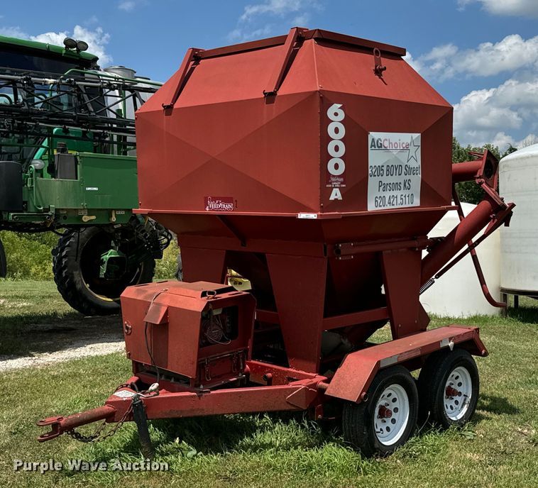 image for item DX0771 Feed Train 6000A seed tender