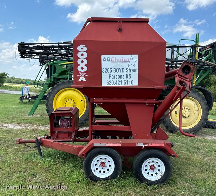 image for item DX0771 Feed Train 6000A seed tender