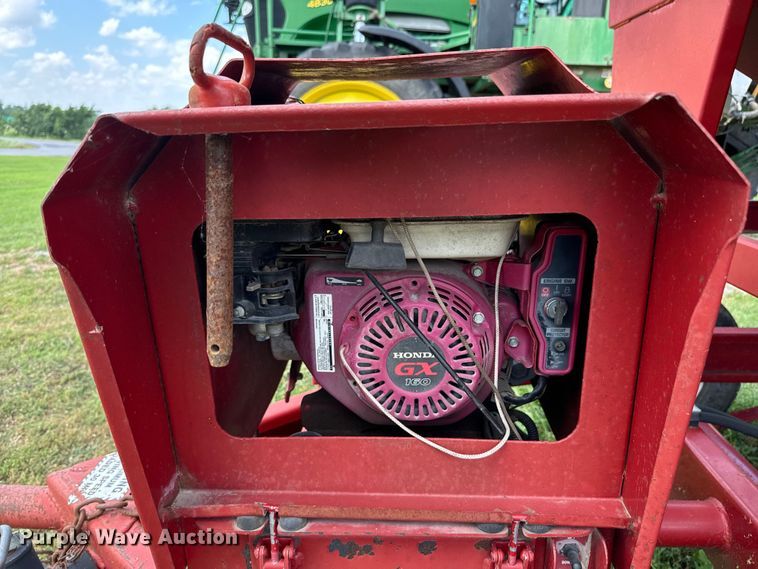 image for item DX0771 Feed Train 6000A seed tender