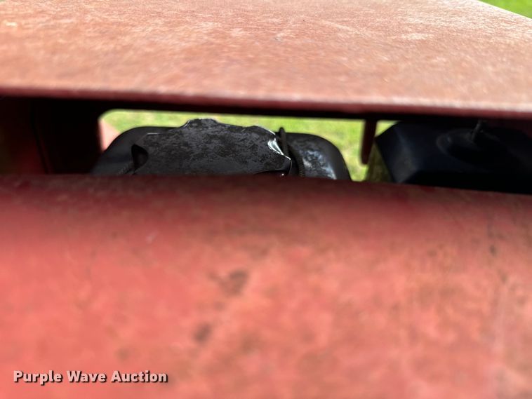 image for item DX0771 Feed Train 6000A seed tender