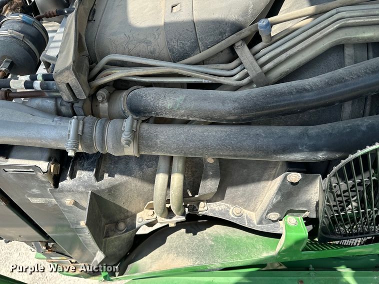 image for item DX0772 2009 John Deere 4830 sprayer