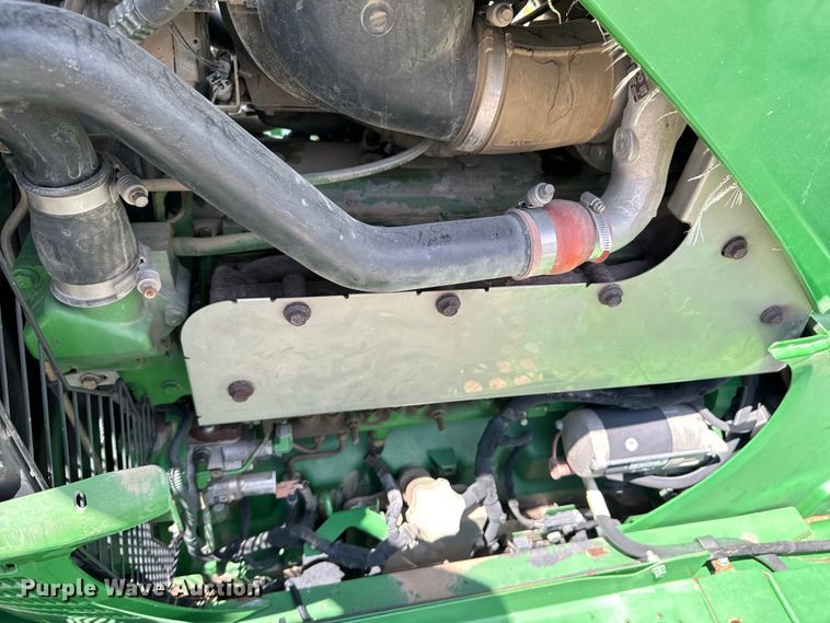 image for item DX0772 2009 John Deere 4830 sprayer