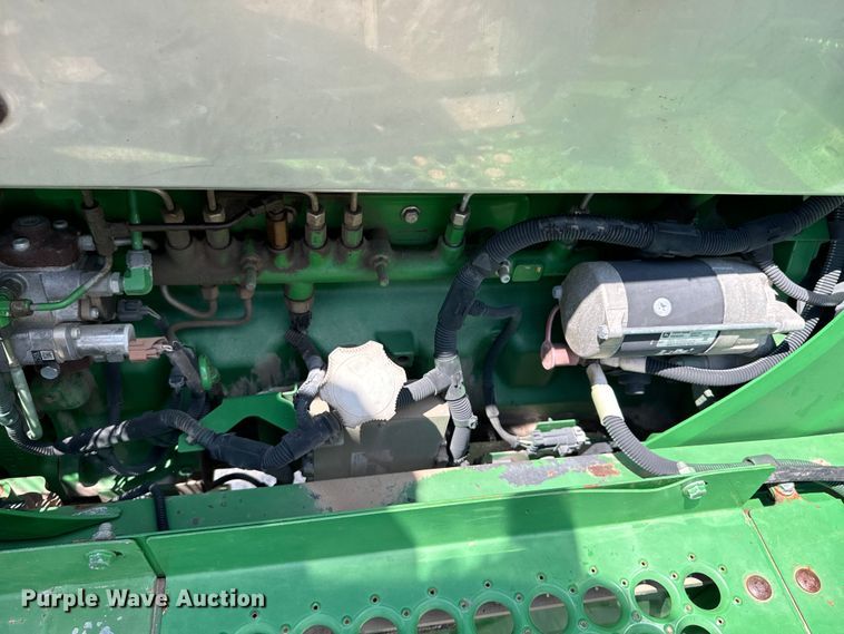 image for item DX0772 2009 John Deere 4830 sprayer