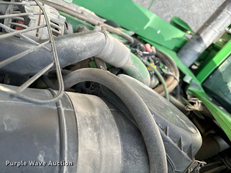 image for item DX0772 2009 John Deere 4830 sprayer