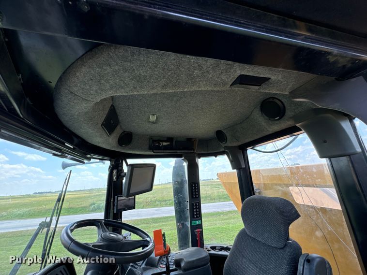 image for item DX0773 RoGator  RG1100 spreader