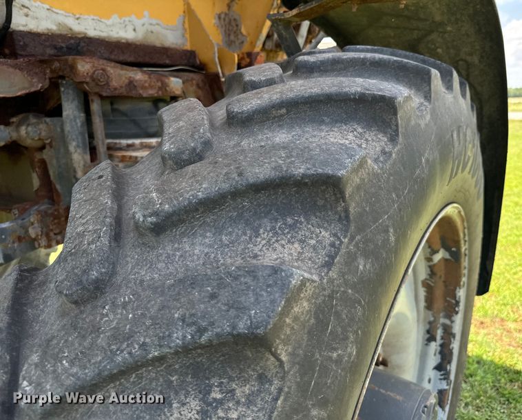 image for item DX0773 RoGator  RG1100 spreader