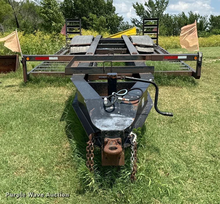 image for item DX0774 2006 Neville  sprayer trailer
