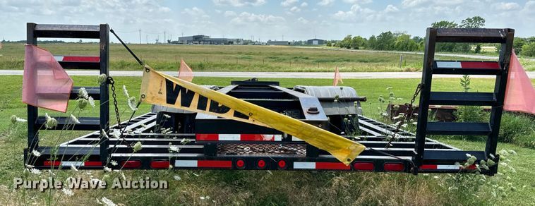 image for item DX0774 2006 Neville  sprayer trailer