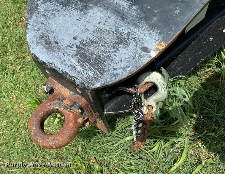 image for item DX0774 2006 Neville  sprayer trailer