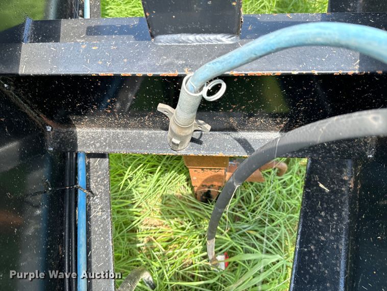 image for item DX0774 2006 Neville  sprayer trailer