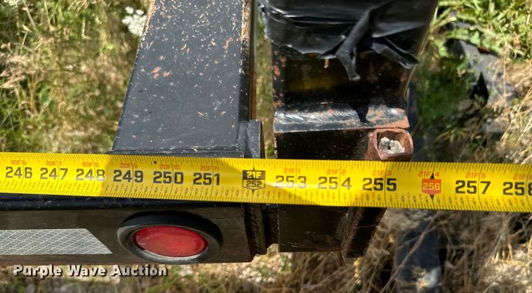 image for item DX0774 2006 Neville  sprayer trailer