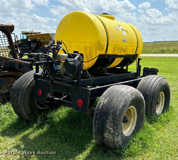 image for item DX0776 B&B turf sprayer