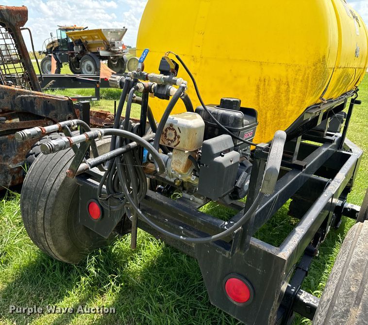 image for item DX0776 B&B turf sprayer