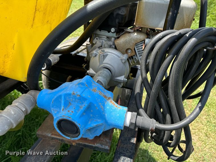 image for item DX0776 B&B turf sprayer