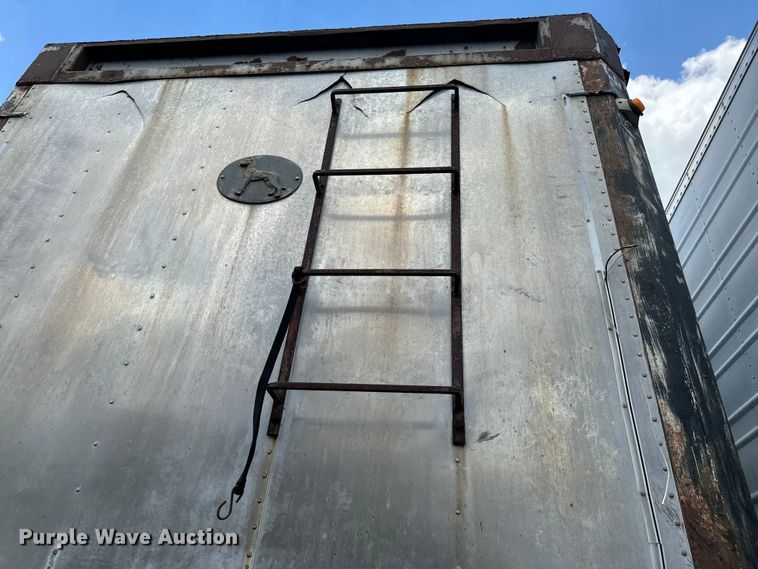 image for item DX0792 1986 Great Dane grain trailer