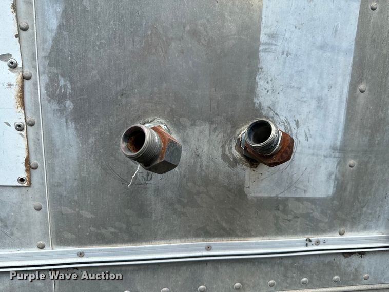 image for item DX0792 1986 Great Dane grain trailer