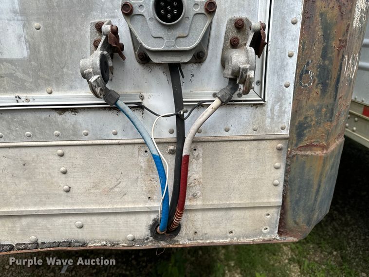 image for item DX0792 1986 Great Dane grain trailer