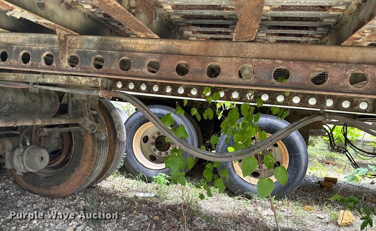 image for item DX0792 1986 Great Dane grain trailer