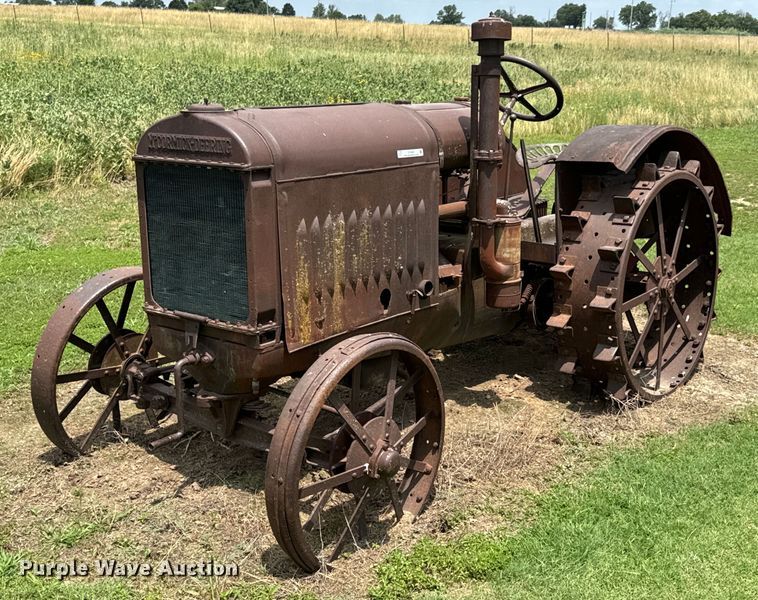 image for item DX0805 McCormick-Deering tractor