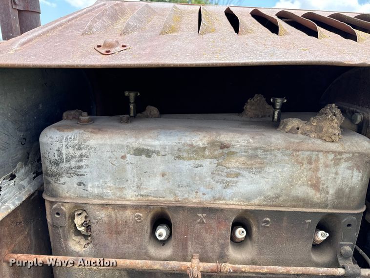 image for item DX0805 McCormick-Deering tractor