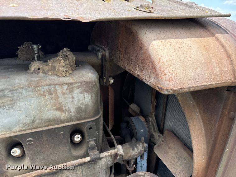 image for item DX0805 McCormick-Deering tractor