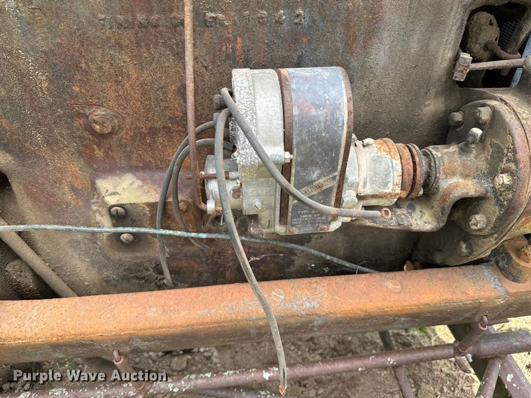 image for item DX0805 McCormick-Deering tractor