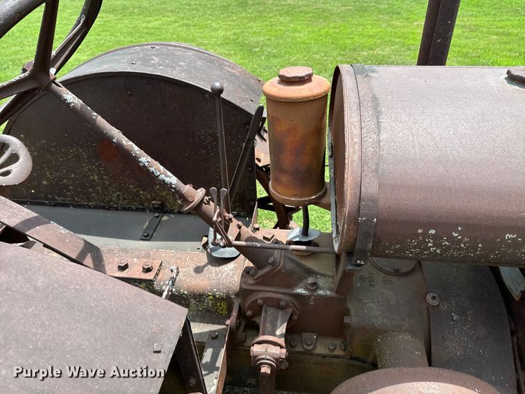 image for item DX0805 McCormick-Deering tractor