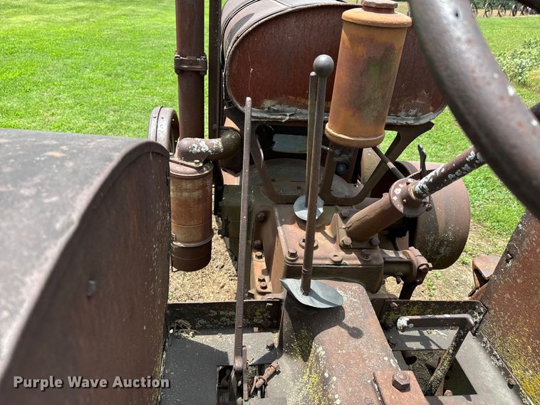 image for item DX0805 McCormick-Deering tractor