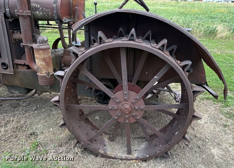 image for item DX0805 McCormick-Deering tractor