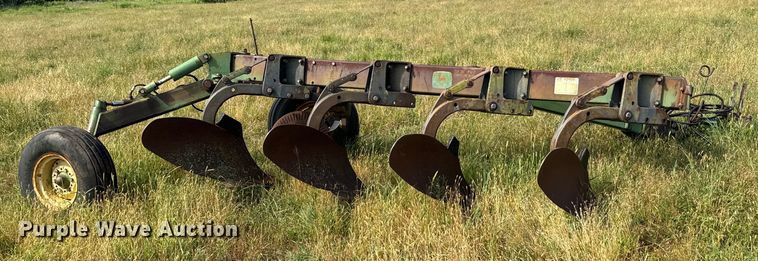 image for item EH3961 John Deere  2600 four bottom plow