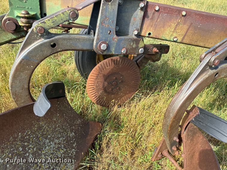 image for item EH3961 John Deere  2600 four bottom plow