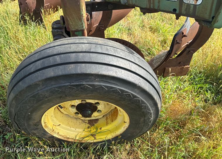 image for item EH3961 John Deere  2600 four bottom plow