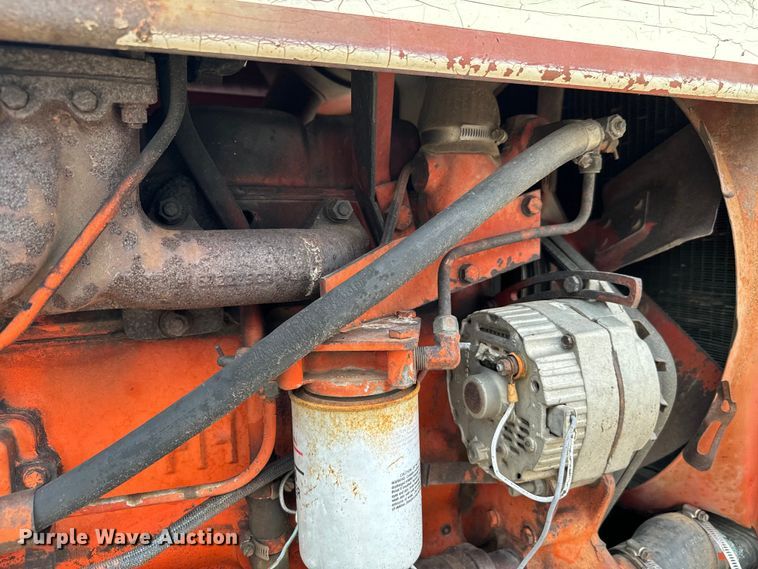 image for item EH4000 International 1086 tractor