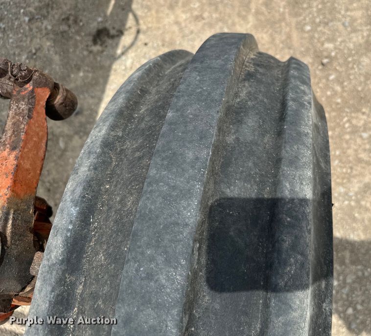 image for item EH4000 International 1086 tractor