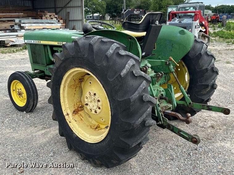 image for item EH4001 1966 John Deere 1020 tractor