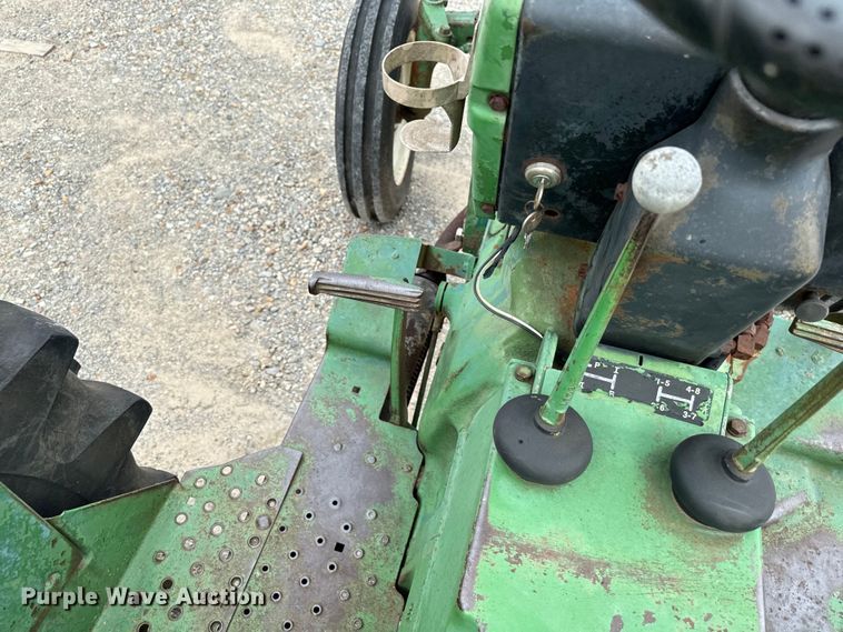 image for item EH4001 1966 John Deere 1020 tractor