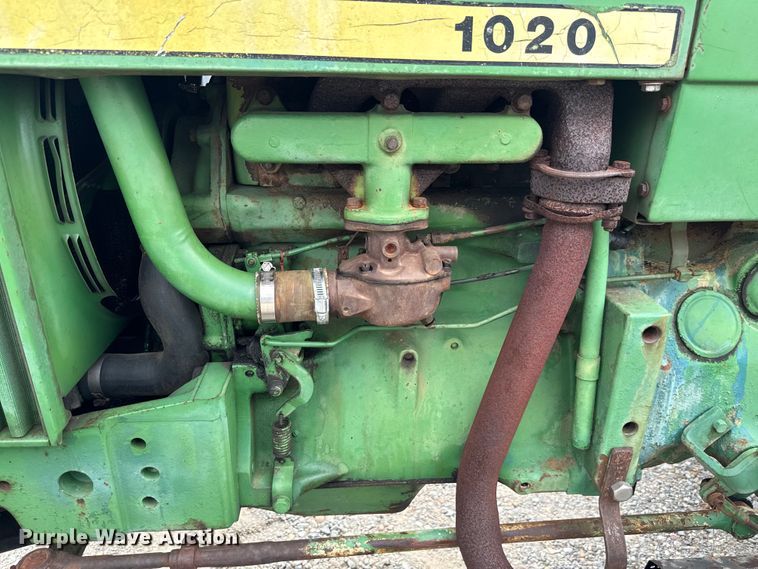 image for item EH4001 1966 John Deere 1020 tractor