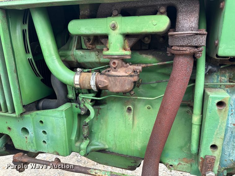 image for item EH4001 1966 John Deere 1020 tractor