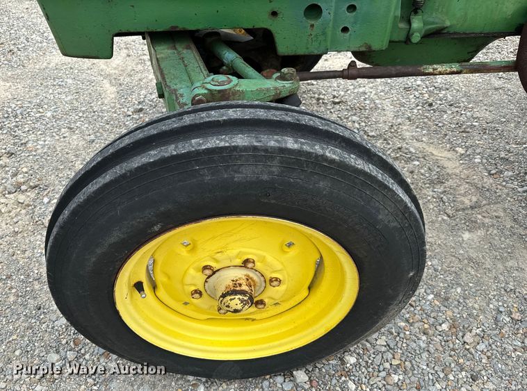 image for item EH4001 1966 John Deere 1020 tractor